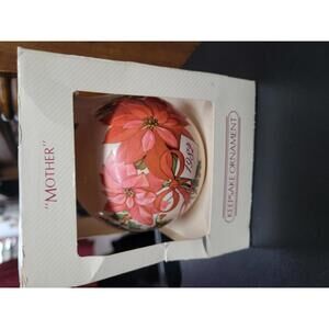 Hallmark 'Mother' Keepsake Ornament 1982 Christmas Decoration